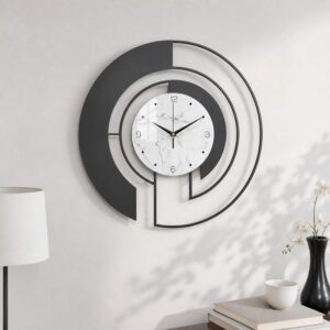 18-Inch Modern Black Metal Wall Clo...