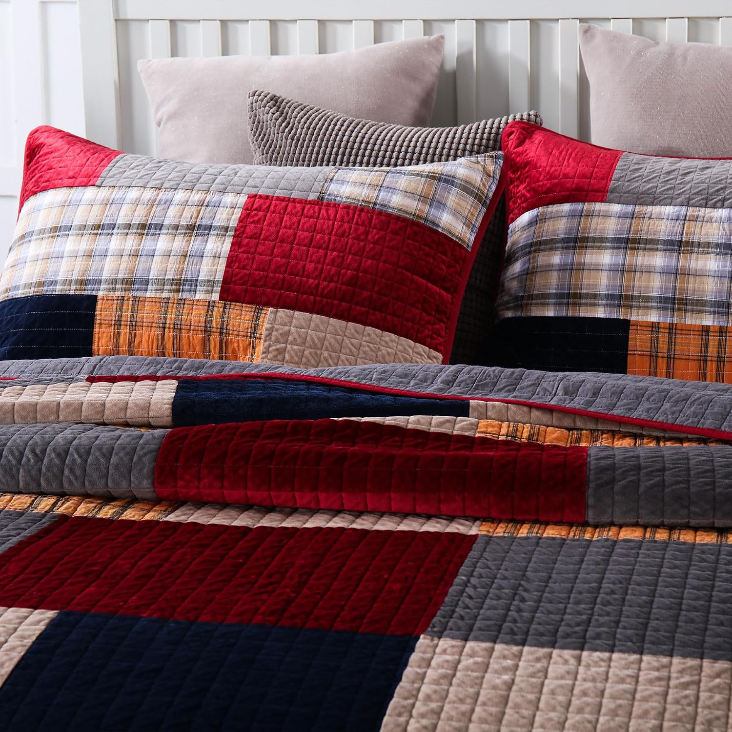 Secgo Imports Velvet King Size Comforter Set- Cotton & Velvet Quilt King Size Set, Red, Black bedspreads (96 * 108 Inch) with 2 Pillow Shams, Patchwork Reversible Lightweight Bedding - Image 2